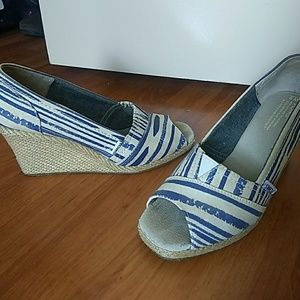 Toms Striped Wedge Sandals size 9